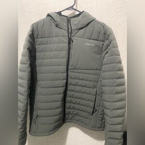 Lands' End Men's olive green Puffer Jacket. New without tags.